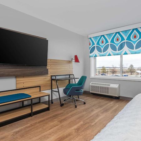 Tru By Hilton Janesville Exteriör bild