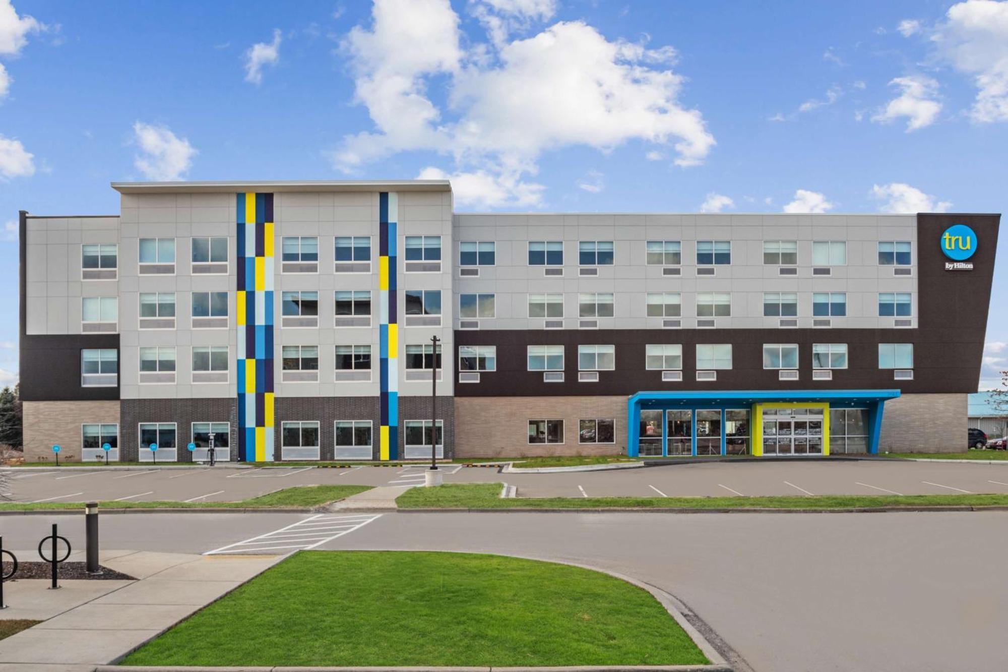 Tru By Hilton Janesville Exteriör bild